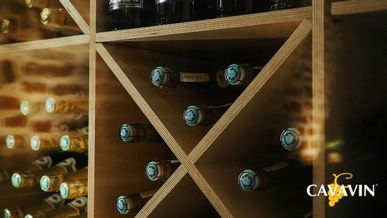 Comment la franchise Cavavin se développe à l'étranger